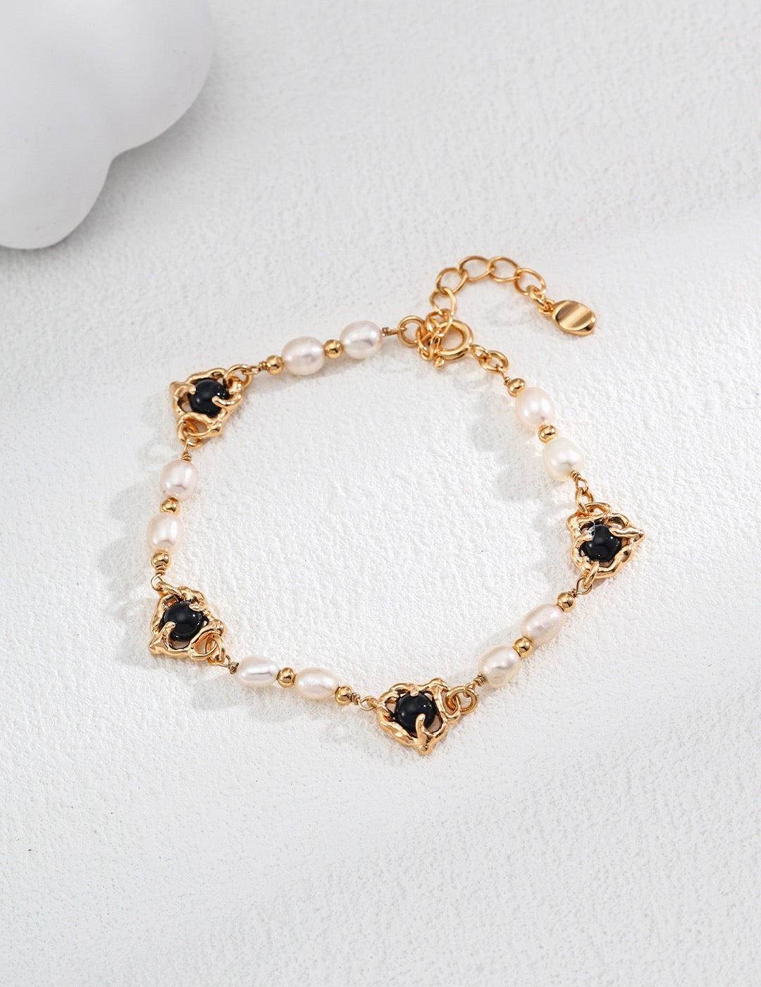 Natural Pearls & Black Onyx Bracelet