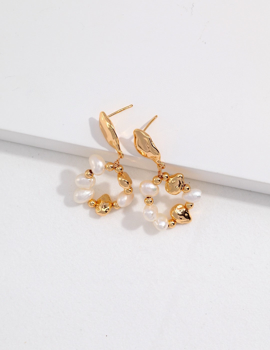 Minimalist French-Style Hoop Pearl Earrings