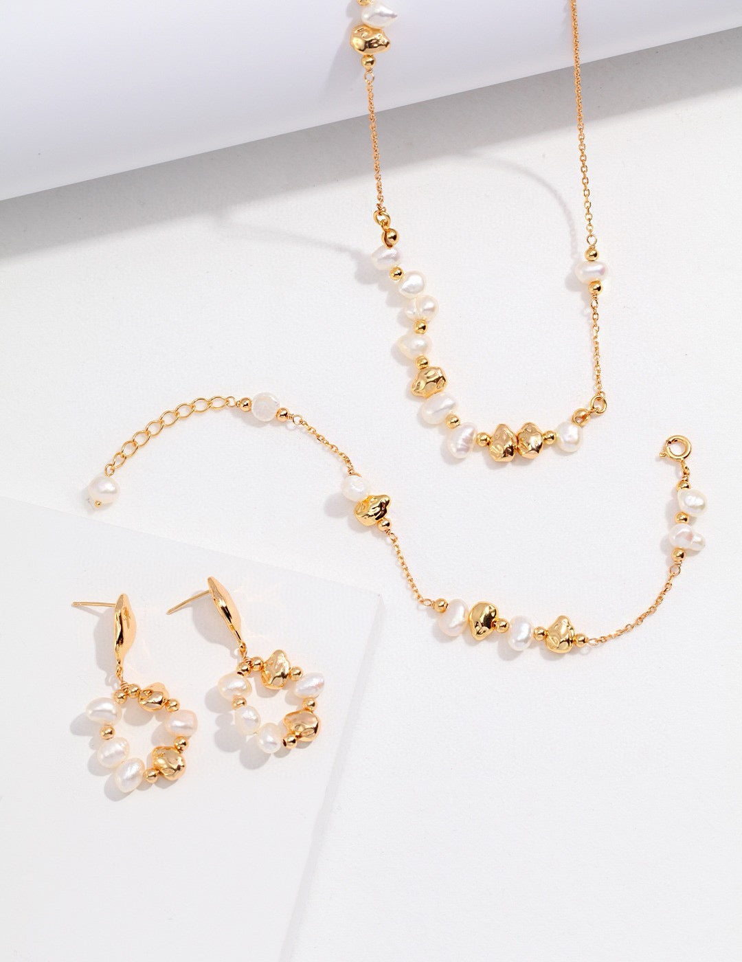 Minimalist French-Style Hoop Pearl Earrings