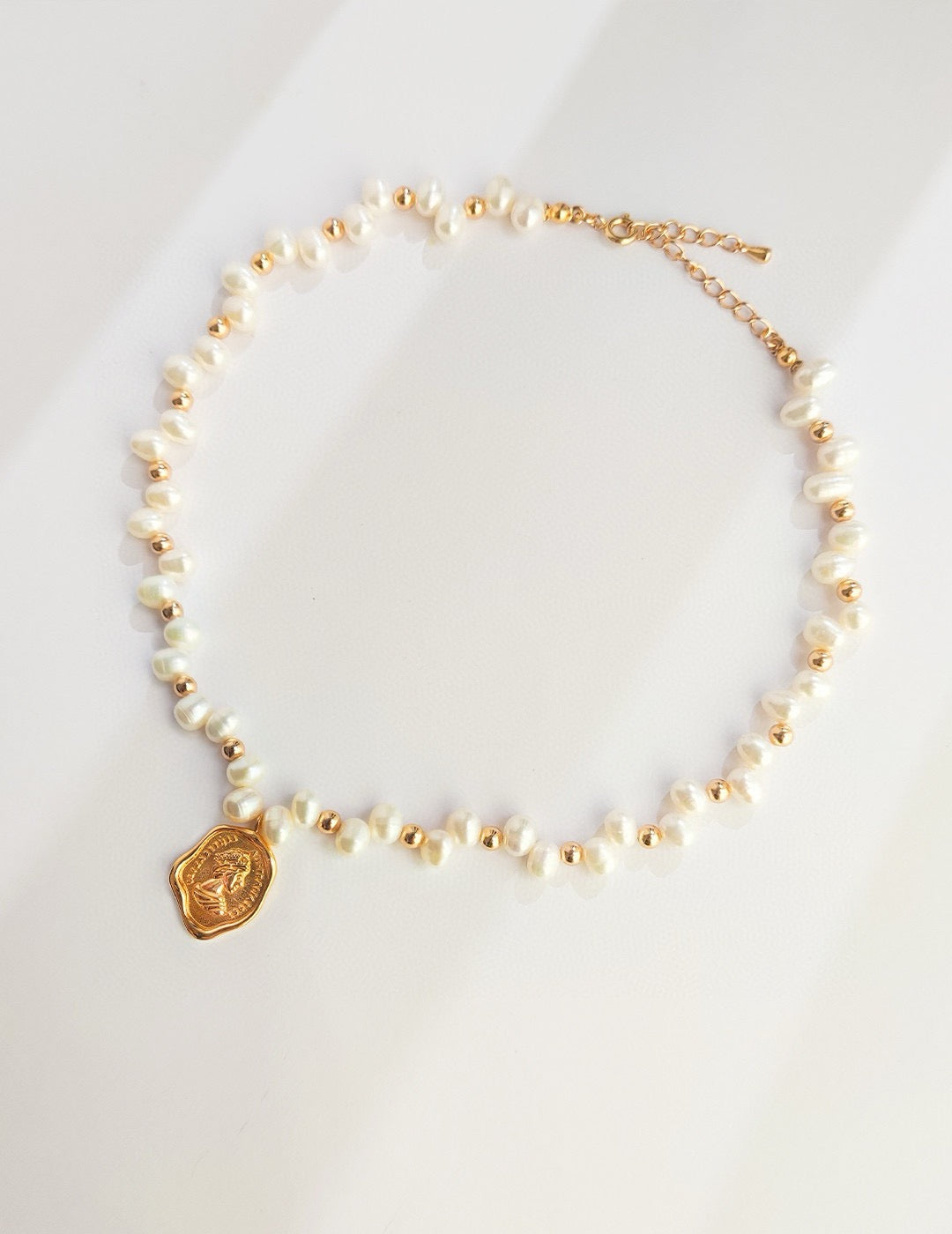 Natural Pearl Necklace - The Queen’s Ace