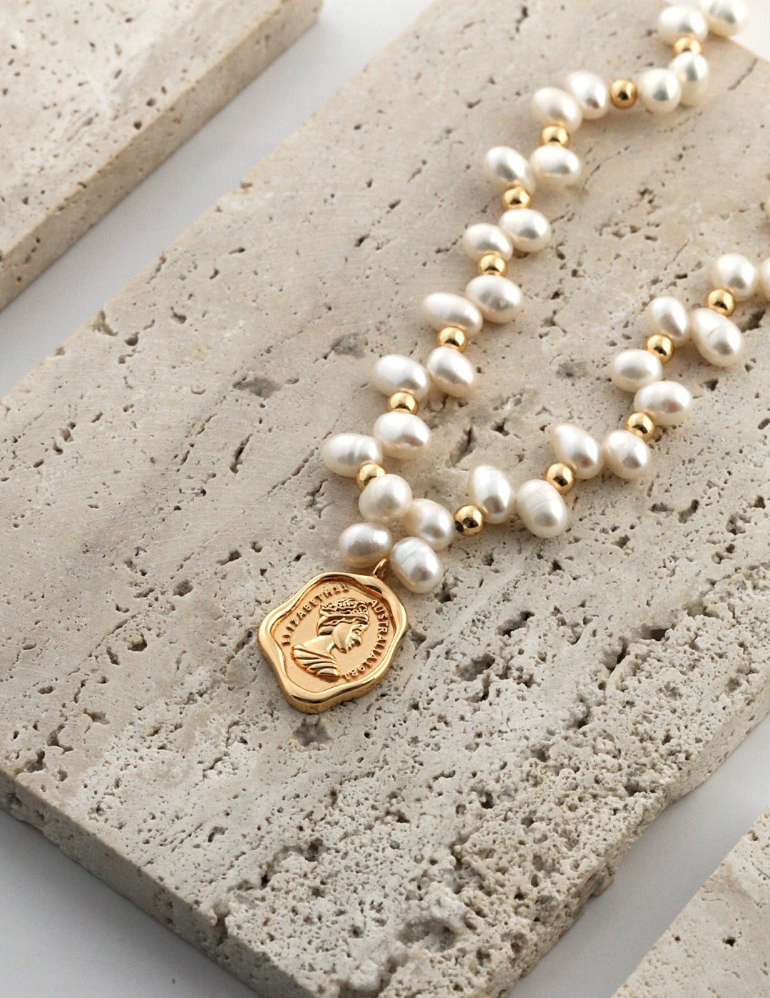 Natural Pearl Necklace - The Queen’s Ace